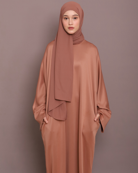VELA in Almond