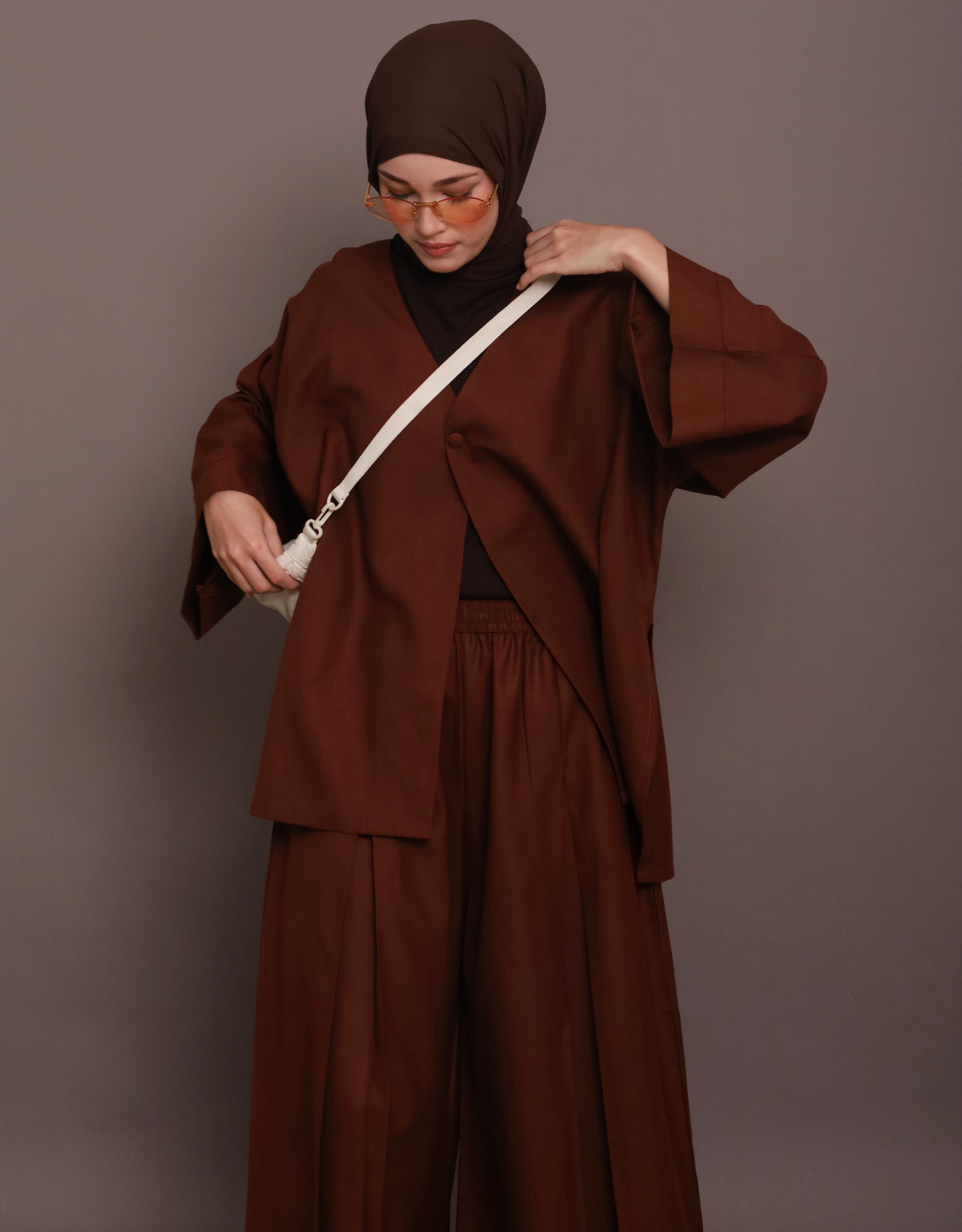 Basic-Linen in Cocoa