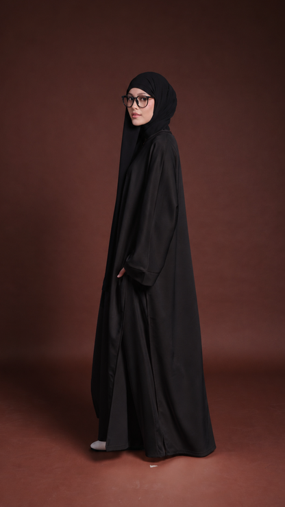 Vela Spring in Black