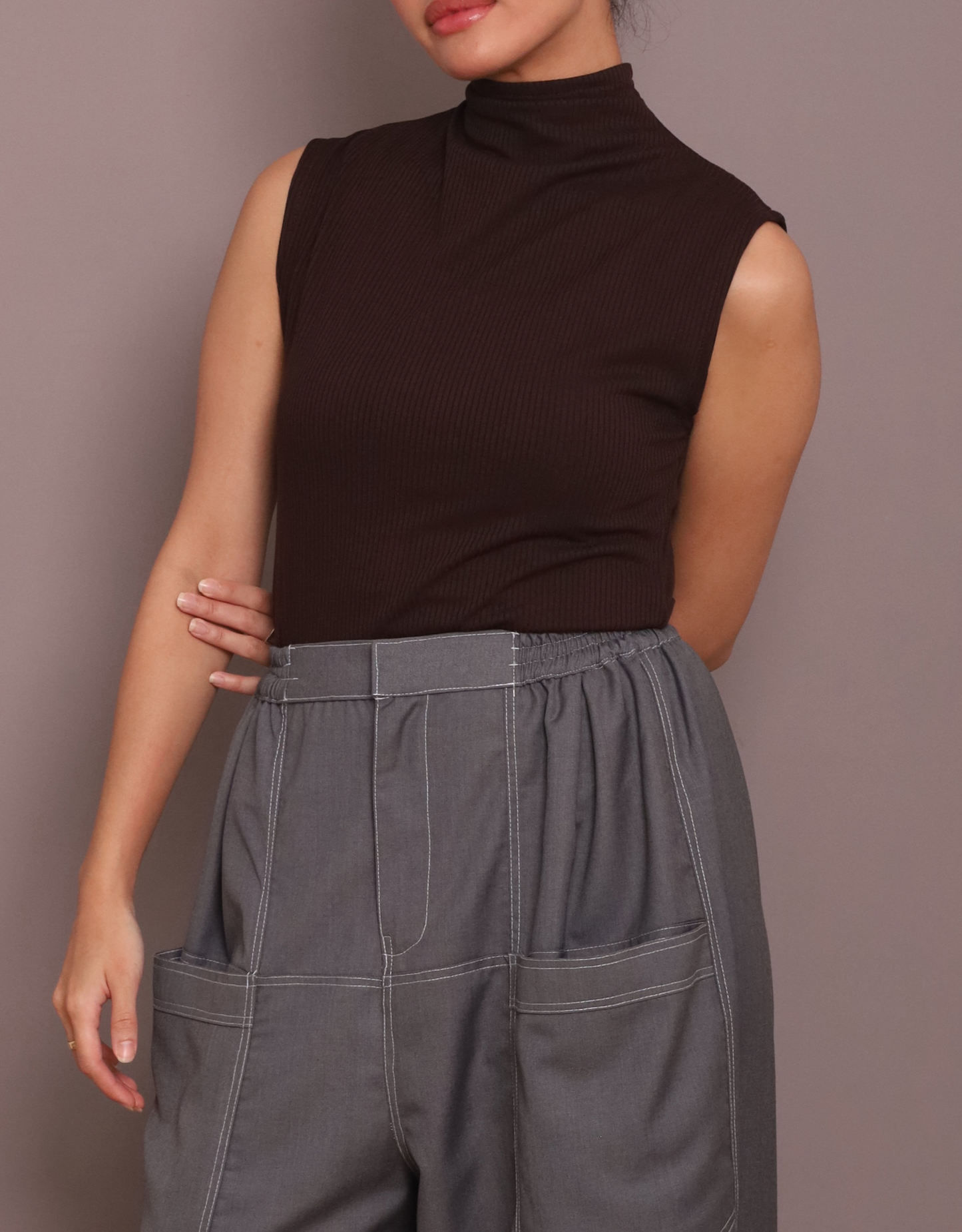 Ribbed Skin inner in Brown