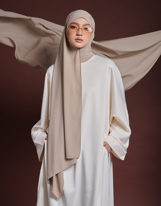 Lyra Luxe in Taupe Latte