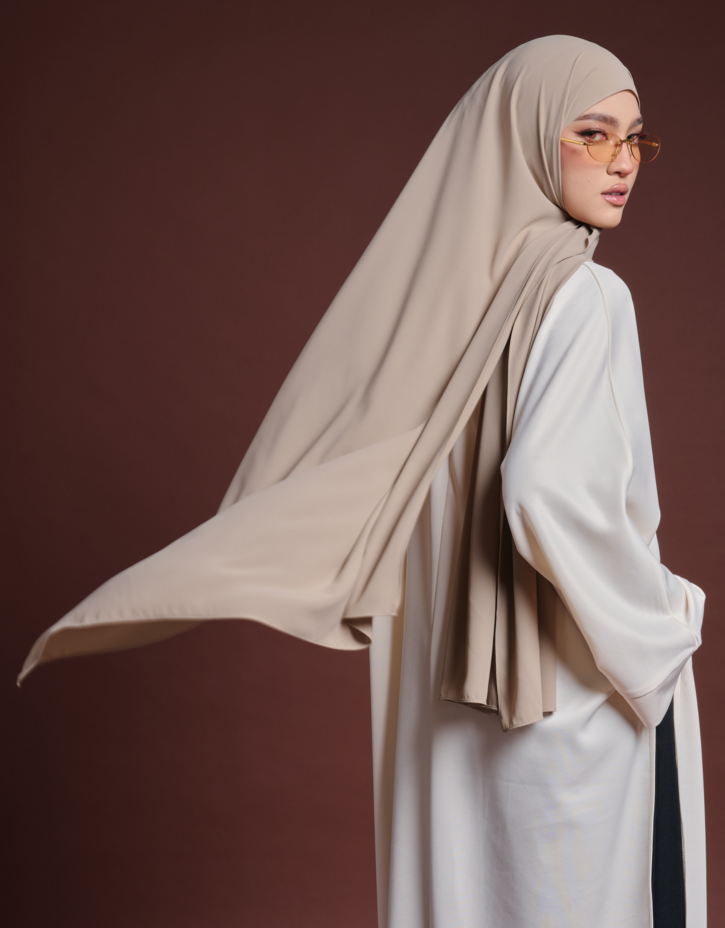 Lyra Luxe in Taupe Latte