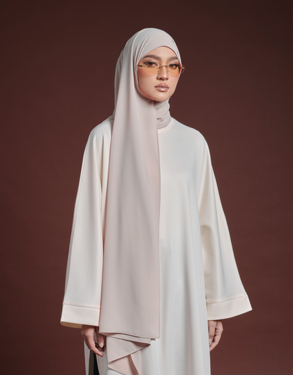 Lyra Luxe in Earl Grey