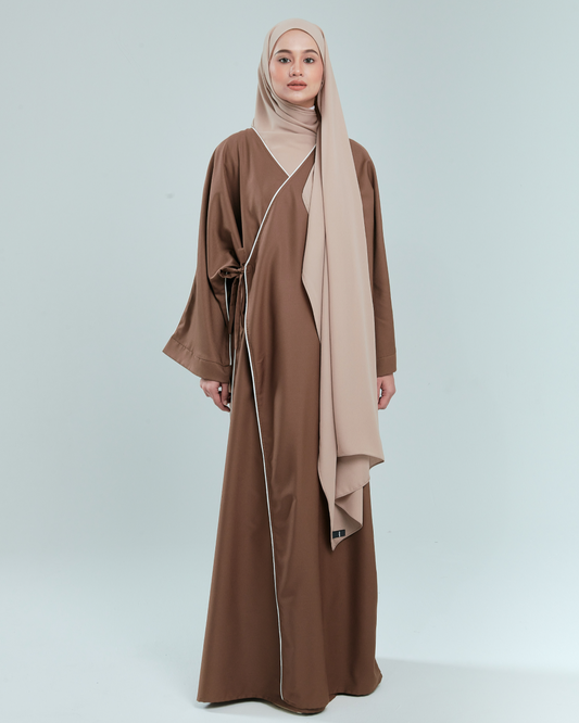 Akari Dress in Cha Brown