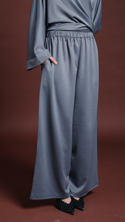 Vela Spring in Ash Blue