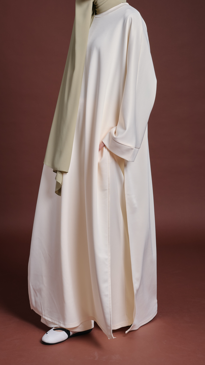 Vela Spring in Creamy White