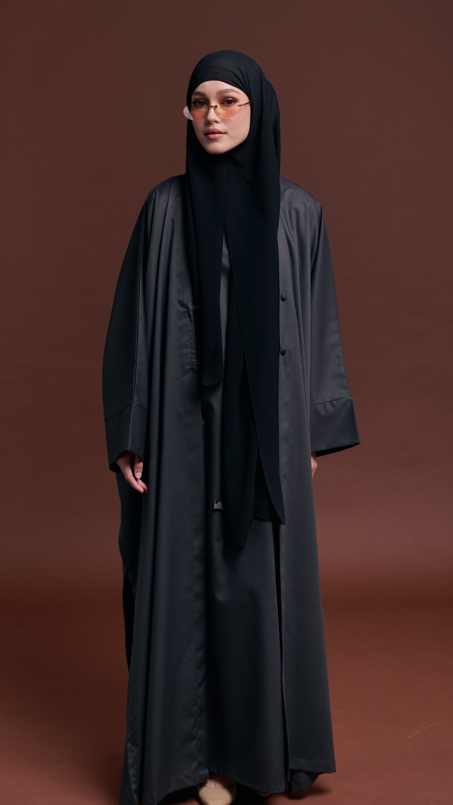 Emaan Set in Charcoal [Ramadhan Specials]