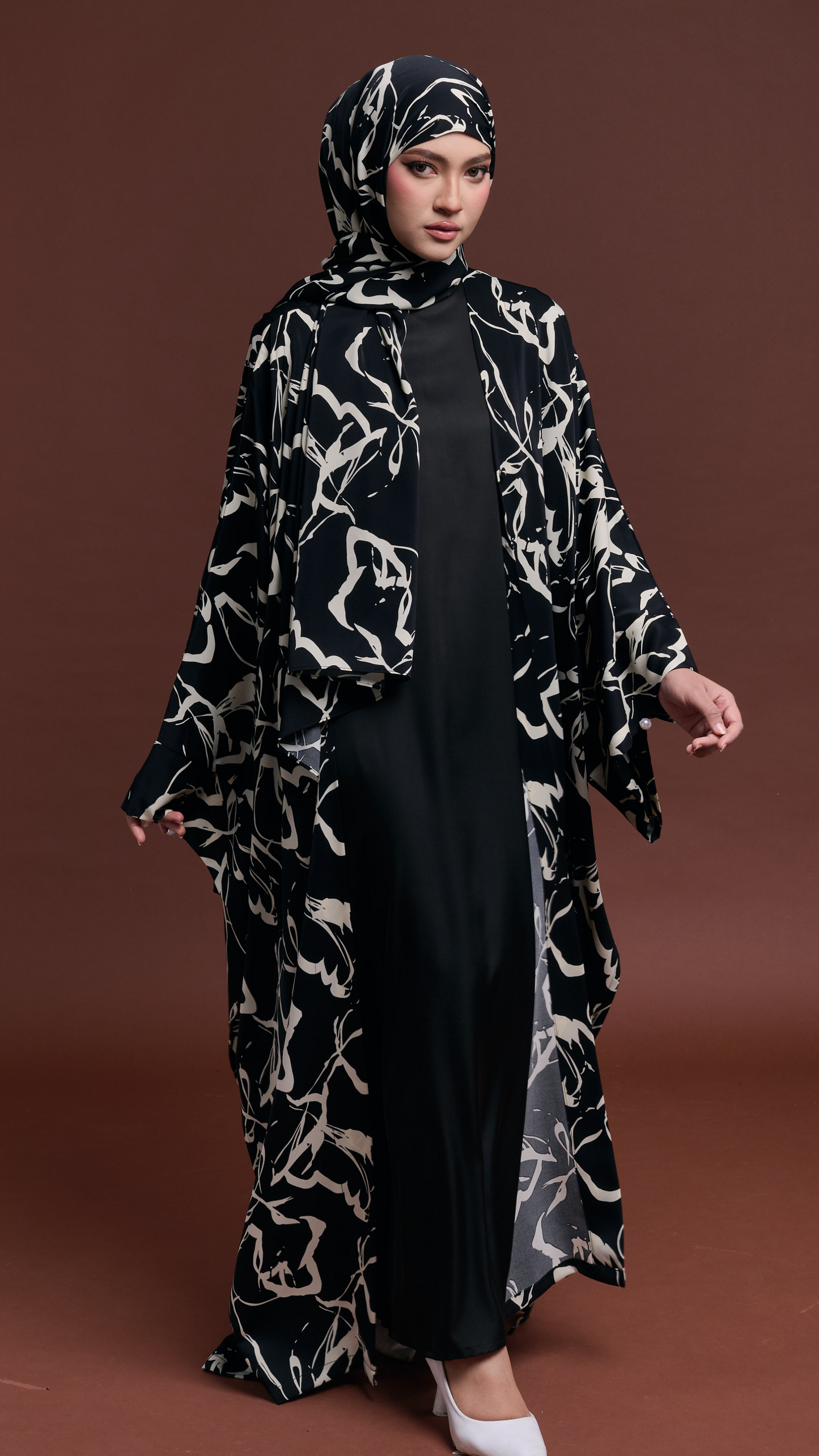 Serayah Set in Black